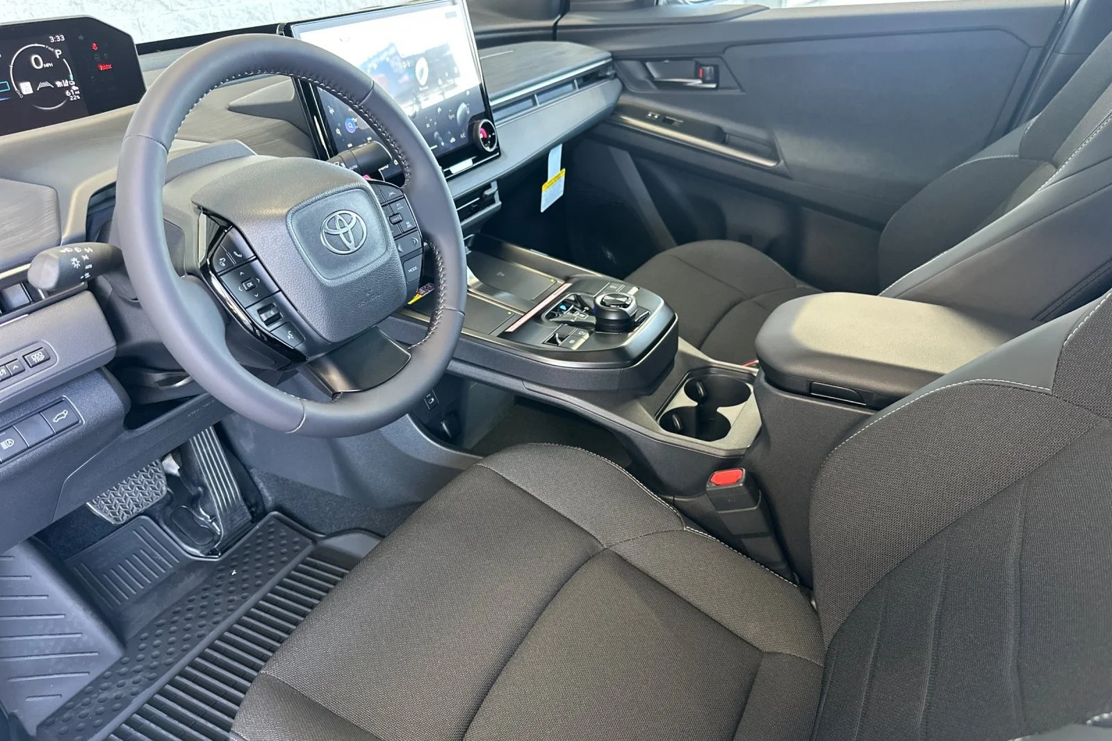 New 2026 Wind Chill Pearl <sup>1</sup> Toyota  SE image 9
