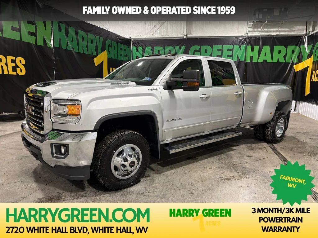 2017 GMC Sierra 4WD Crew Cab Long Box SLE's photo