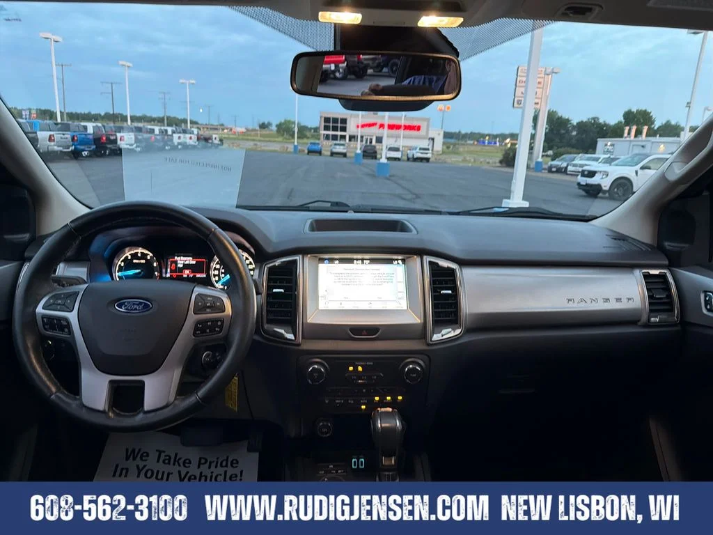 Used 2019 Blue Ford XLT image 12