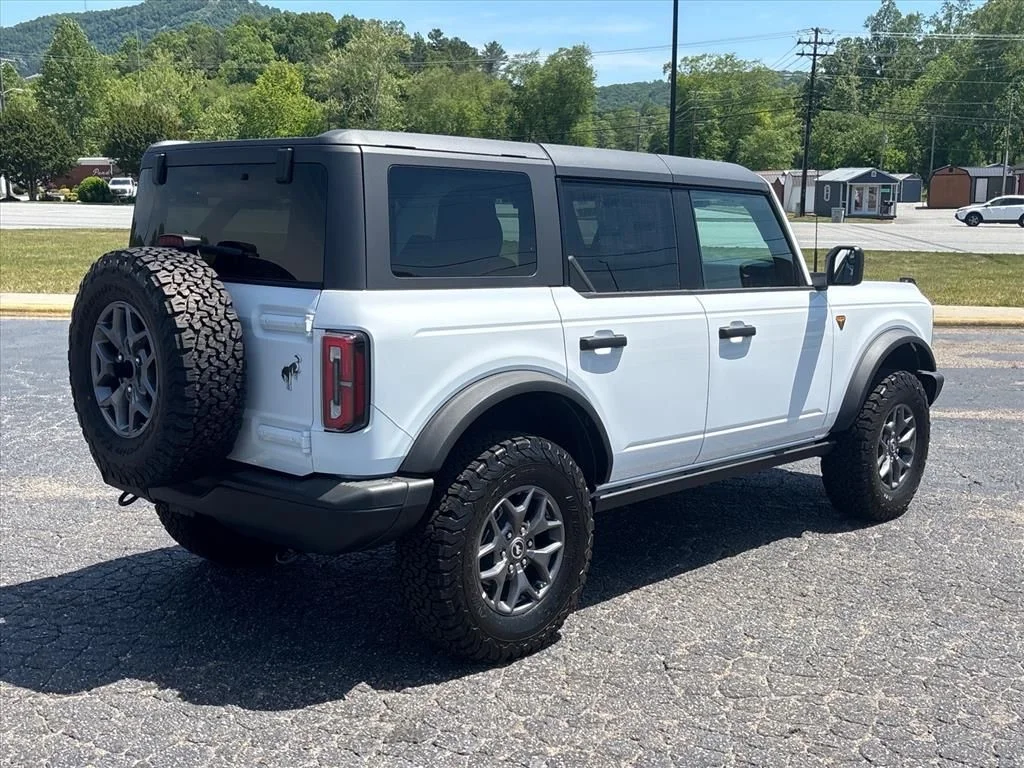 2025 Ford Bronco 4-Door Badlands - Photo 8