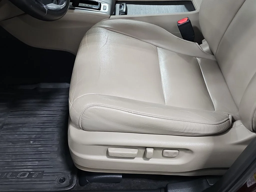Used 2016  Honda EX-L image 31