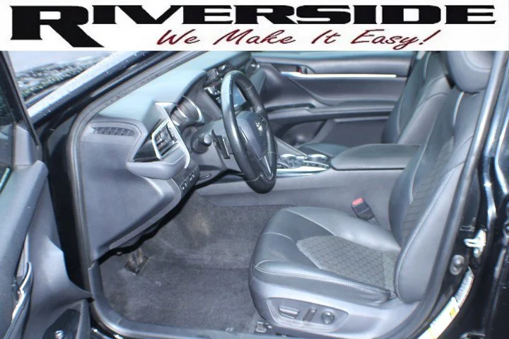 Used 2018 Black Toyota XSE image 13