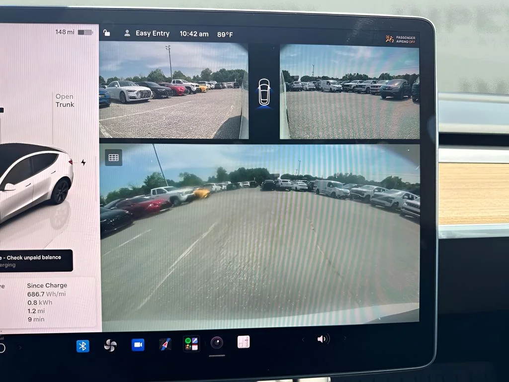 Used 2025  Tesla Long Range image 21