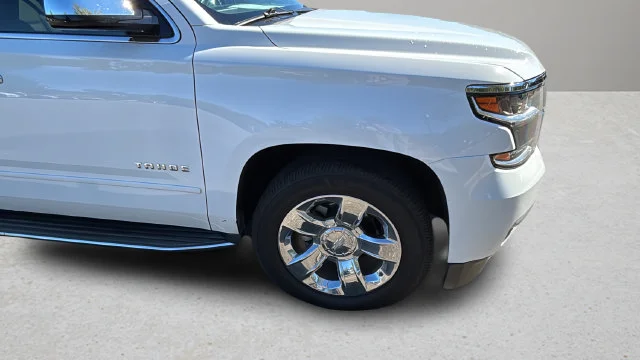 Used 2018 White Chevrolet Premier image 37
