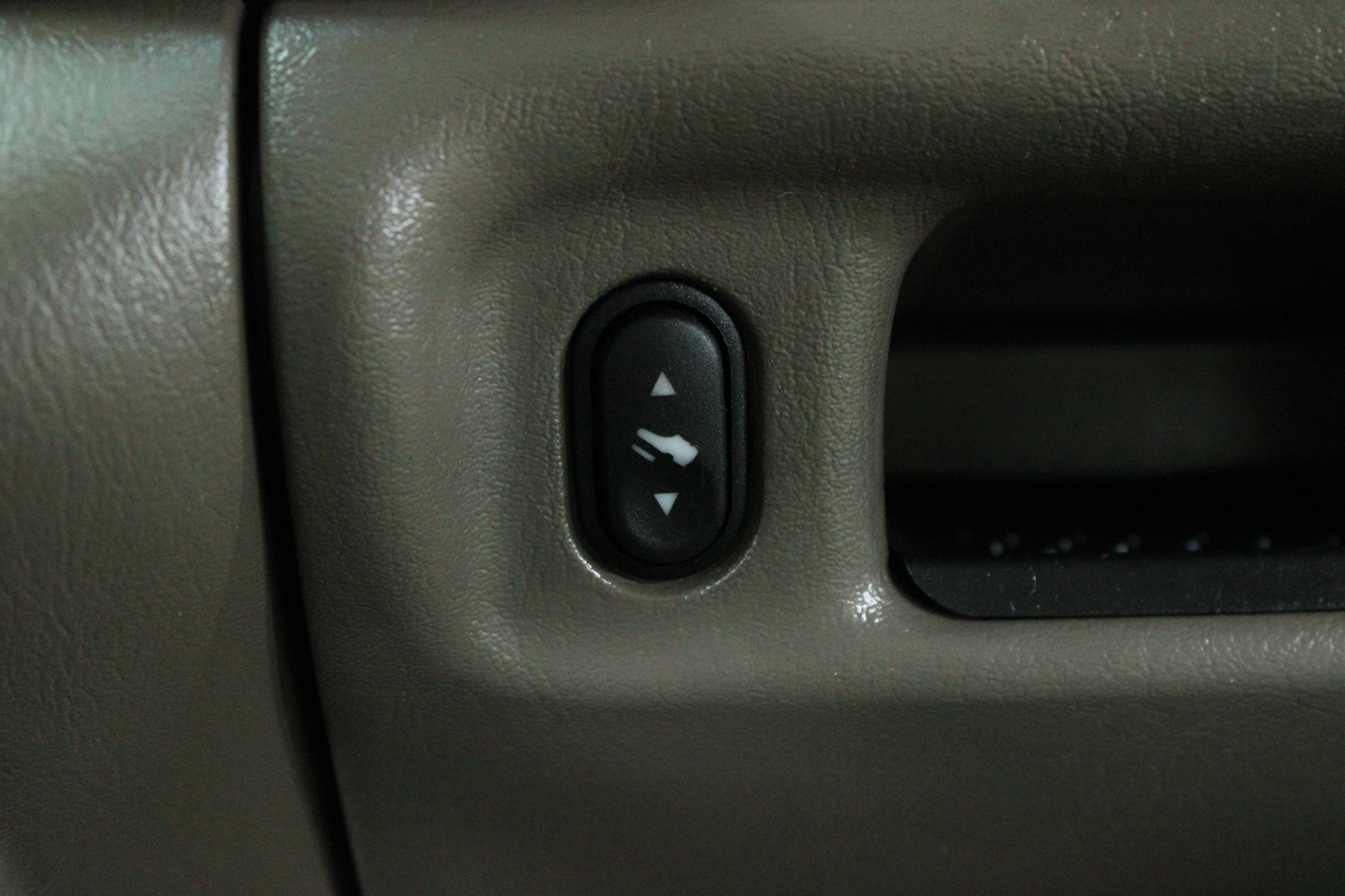 2002 Ford Excursion Limited - Photo 17