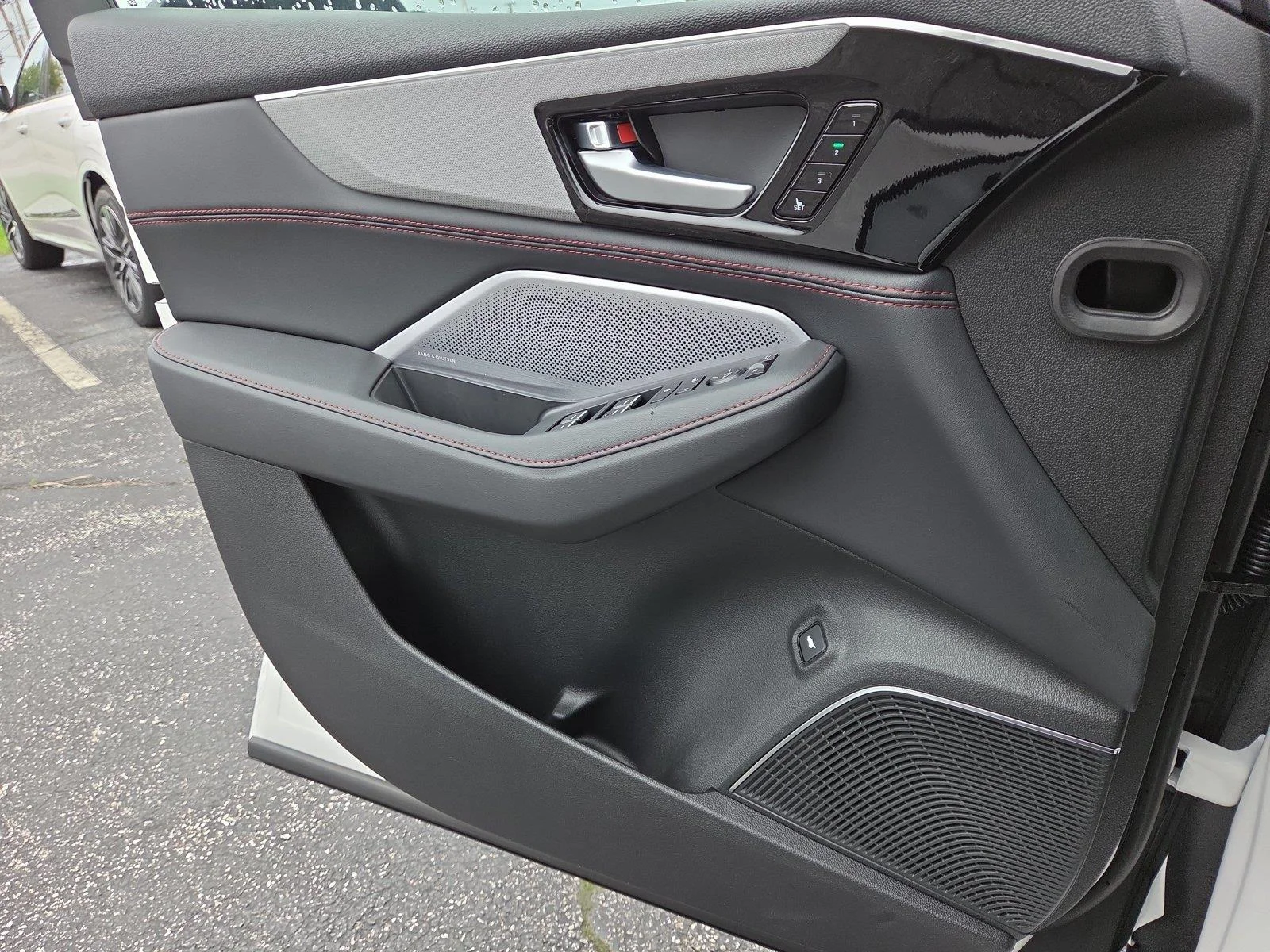 New 2026 Platinum White Pearl Acura w/A-Spec Package image 16