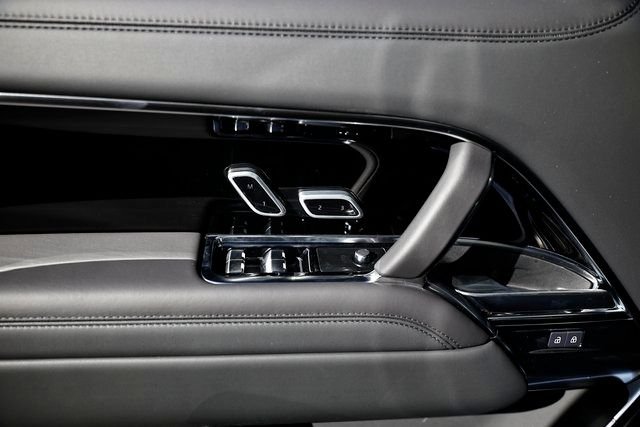 2025 Land Rover Range Rover SE - Photo 15