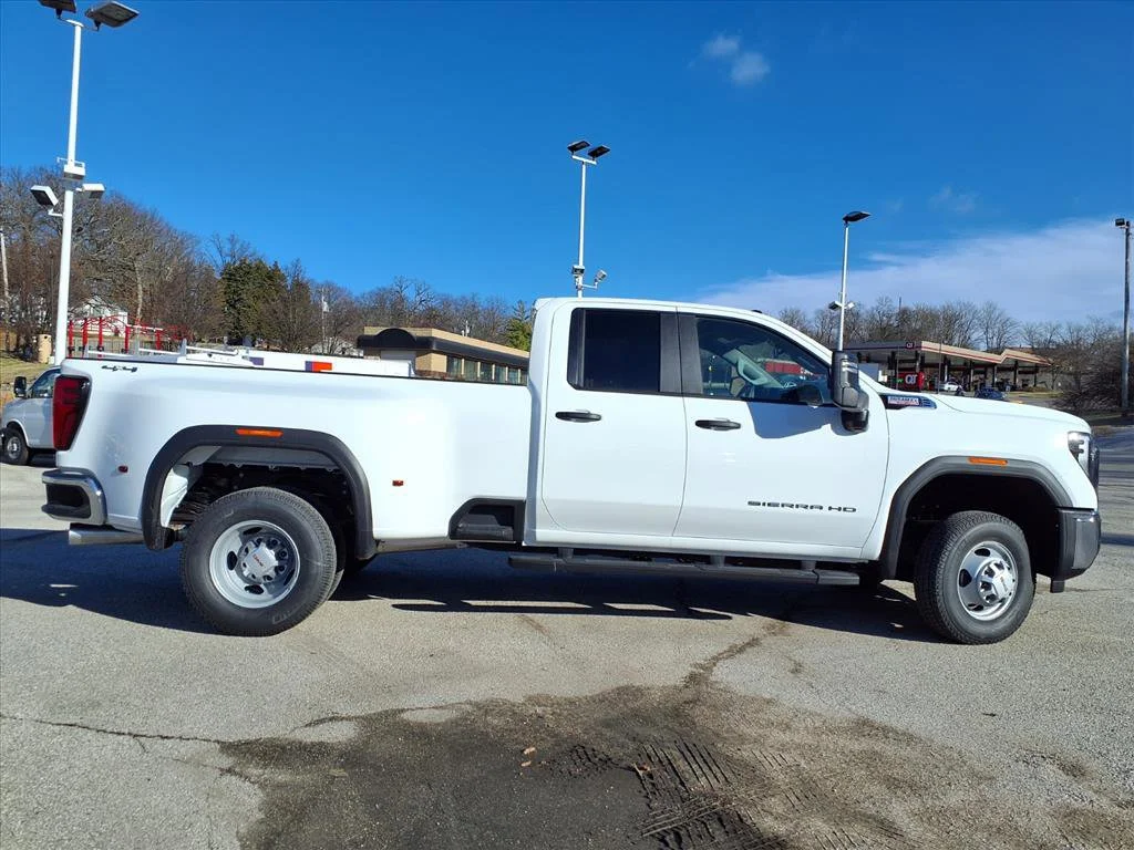 2026 GMC Sierra 3500HD Pro - Photo 22