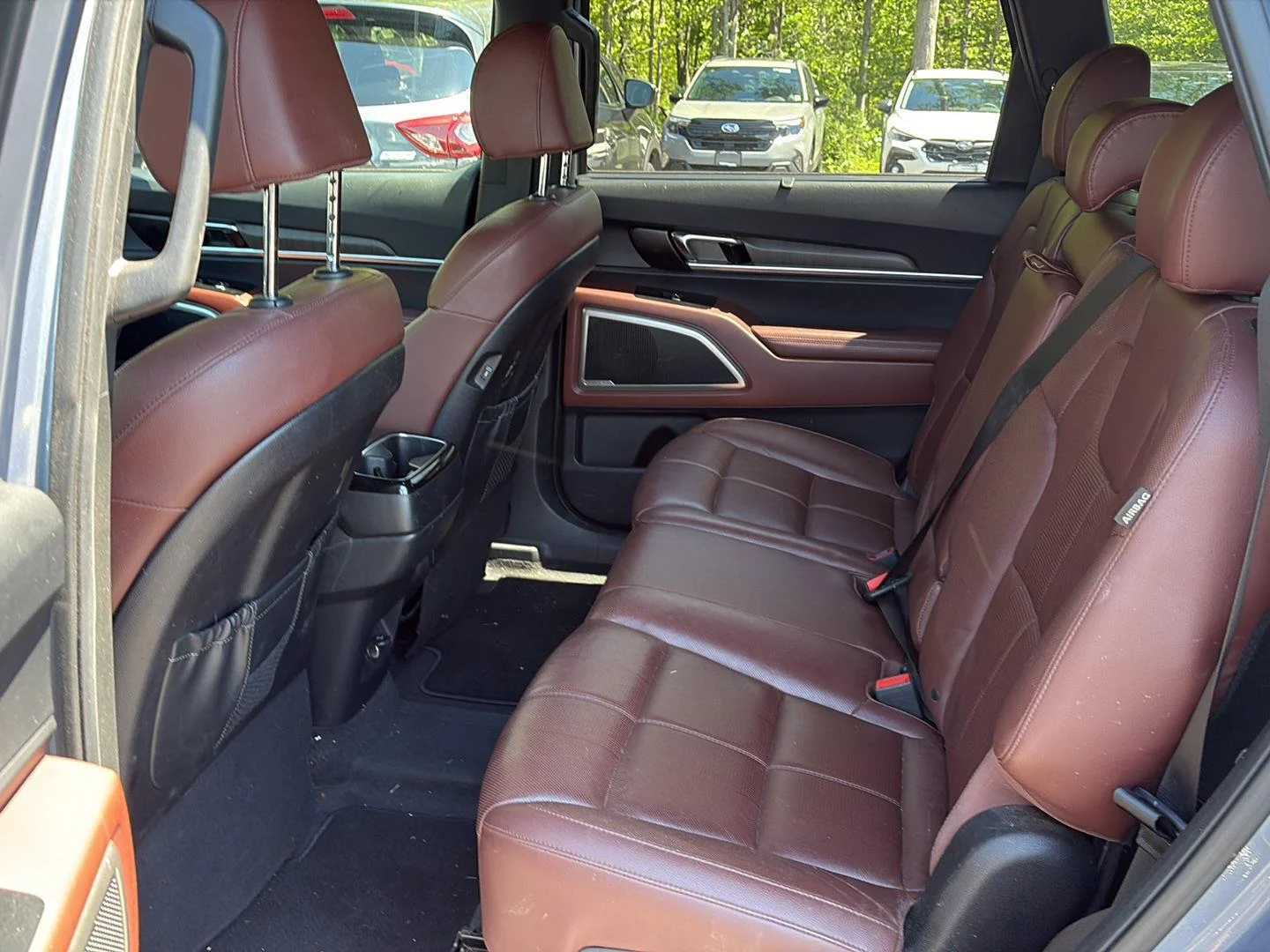 Used 2023 Everlasting Silver Kia EX image 9