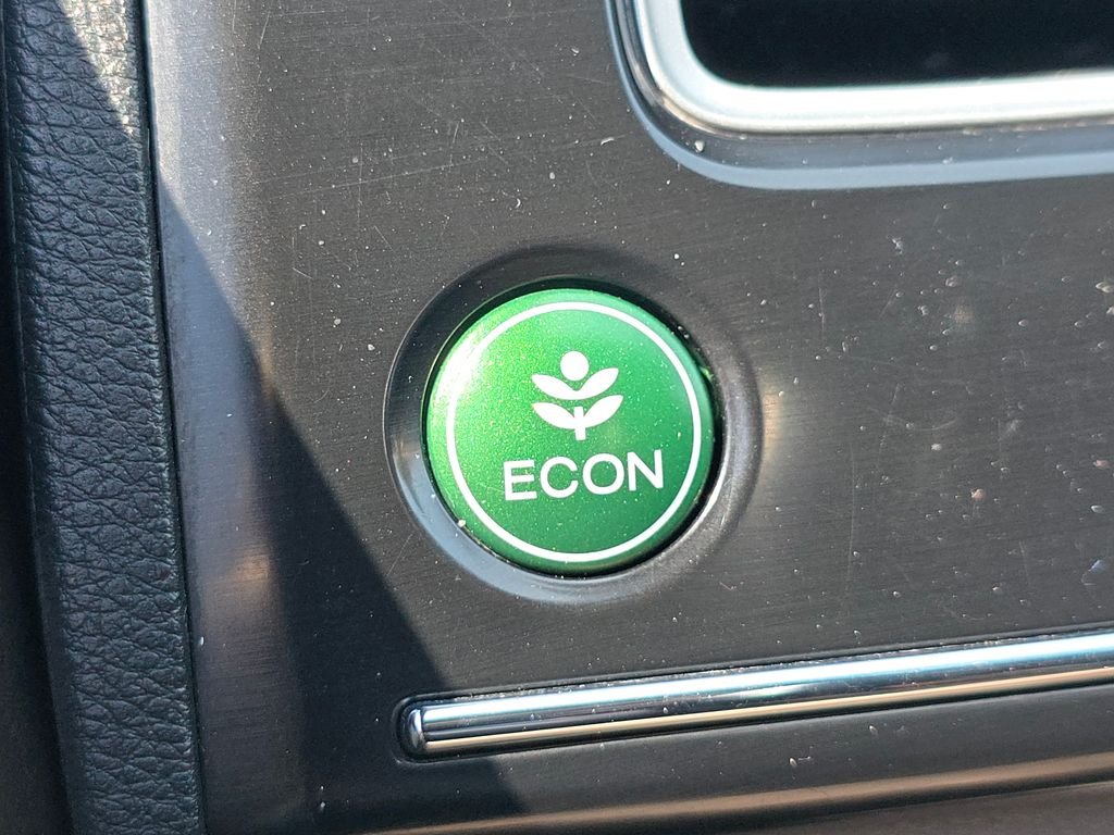 Used 2015  Honda EX image 33