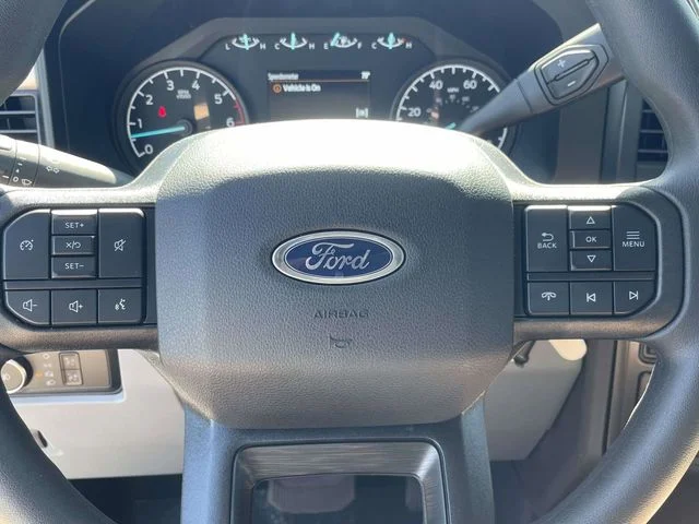 New 2026 Oxford White Ford XLT image 11
