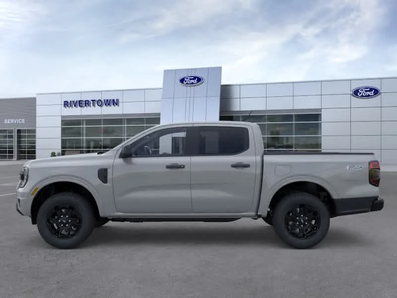 Used 2026 Avalanche Ford XLT image 3