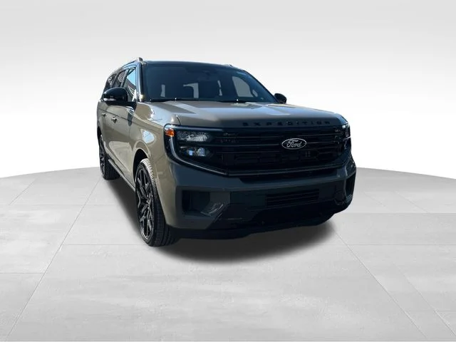 New 2026 Gray Ford Platinum image 8