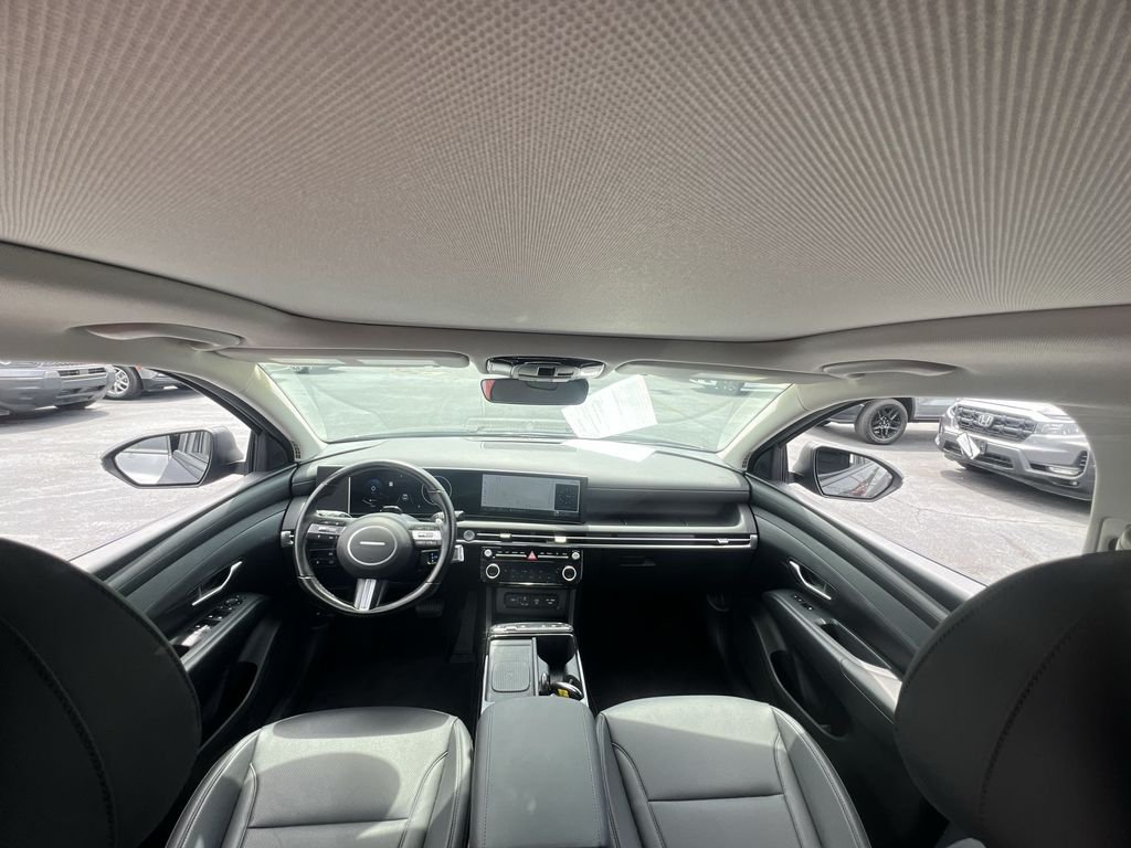 Certified Used 2025 Gray Hyundai SEL Convenience image 10