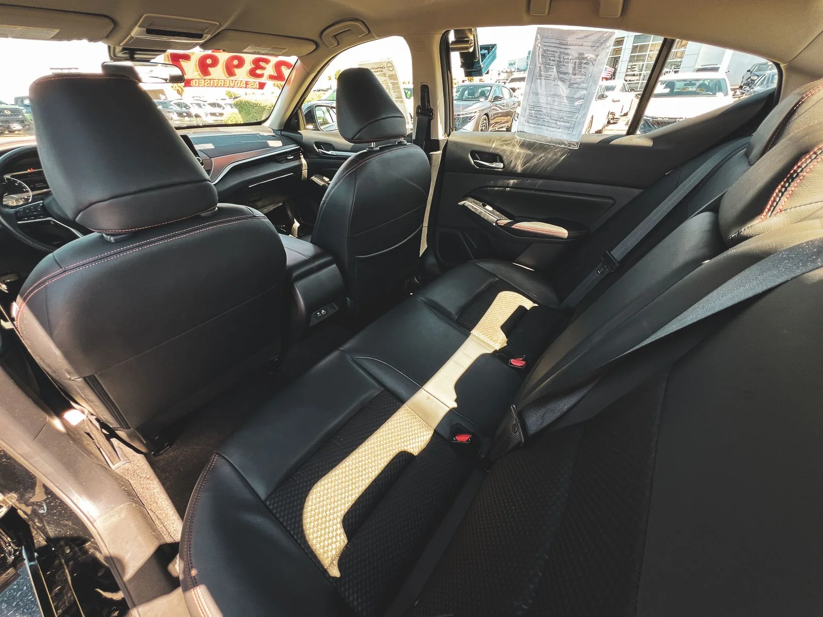 2025 Nissan Altima SR - Photo 16