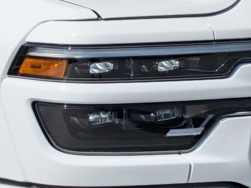 New 2026 Bright White Clear-Coat Exterior Paint RAM Laramie image 8