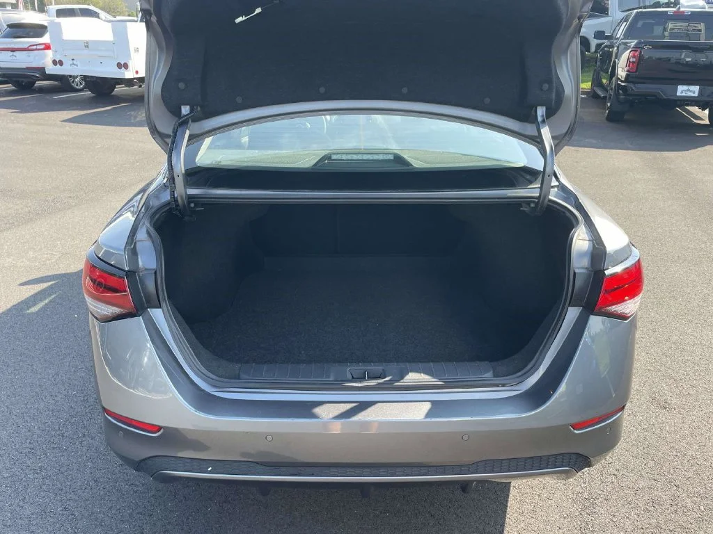 Used 2025 Gray Nissan S image 10