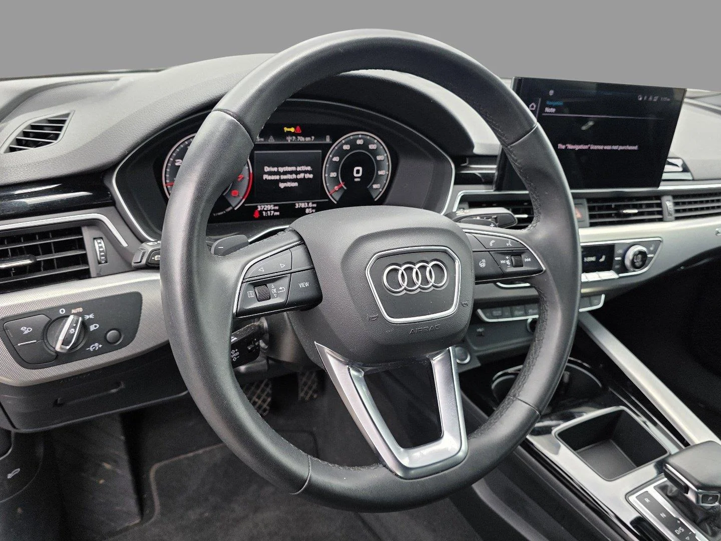 Used 2025  Audi S line Premium image 9