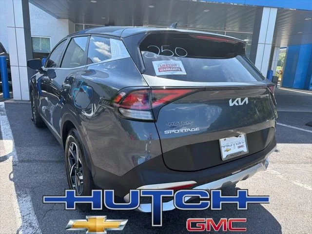 Used 2025 Gray Kia LX image 4