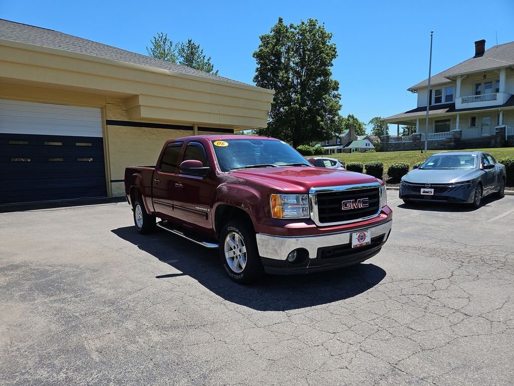 Used 2008 Red GMC SLT image 8