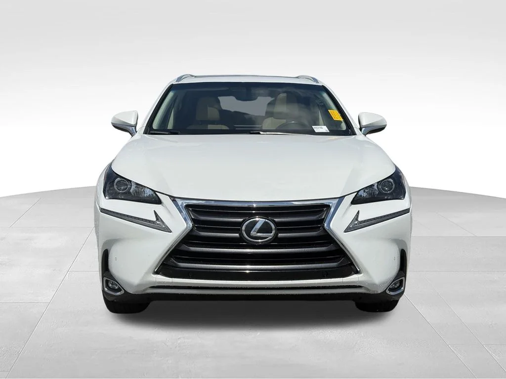 Used 2017 White Lexus 200t image 23