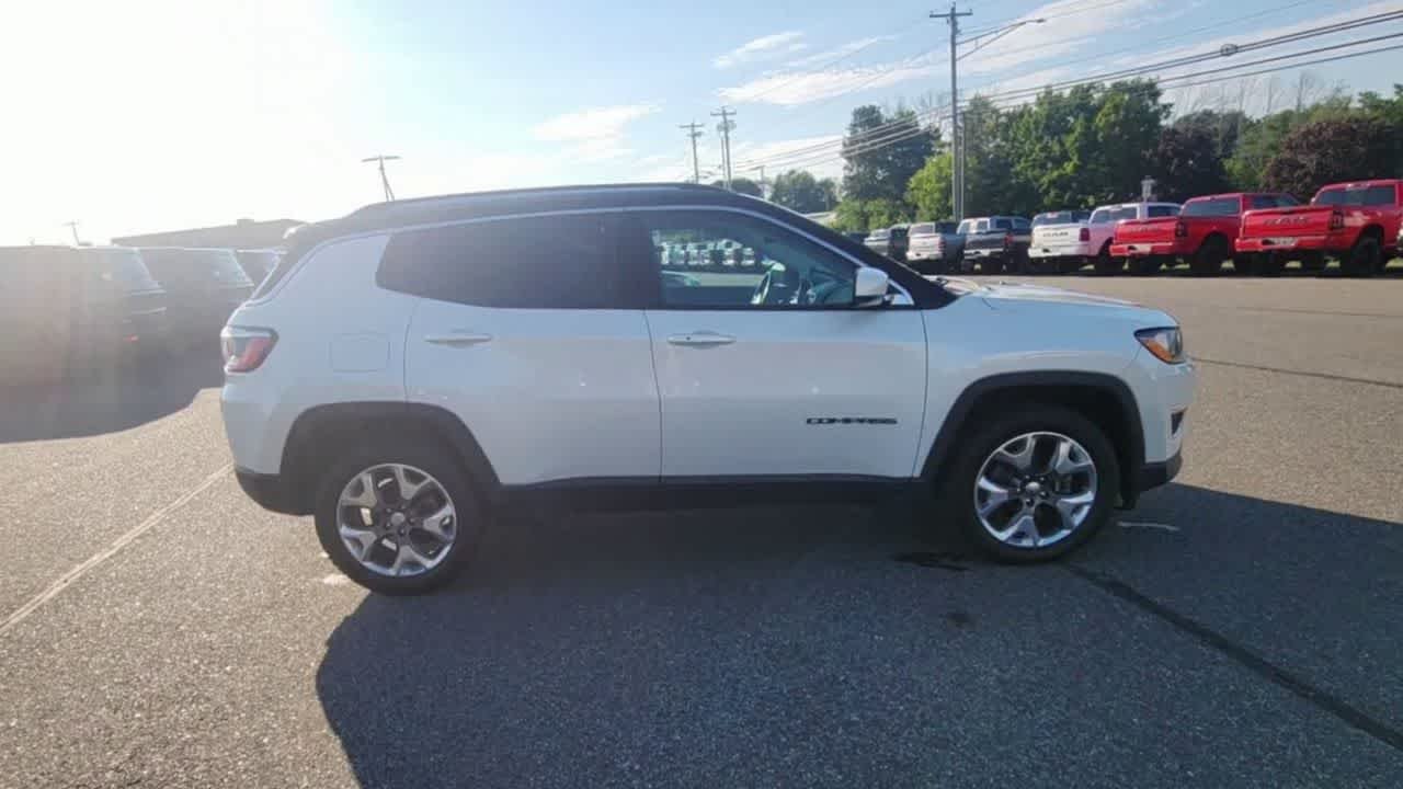 Used 2021 Pearl White Tri-Coat Jeep Limited image 9