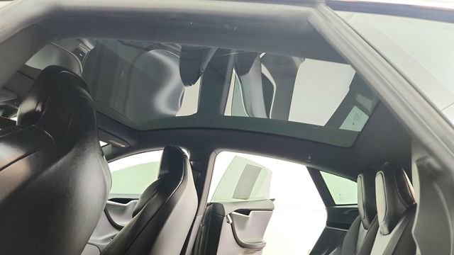 Used 2018 Gray Tesla 75D image 18