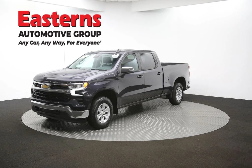 Used 2023 Gray Chevrolet LT image 55