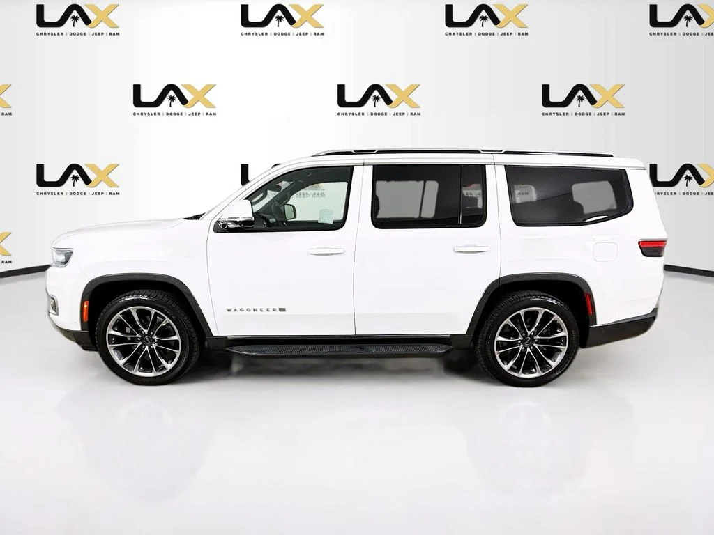 Used 2022 White Jeep Series II image 4
