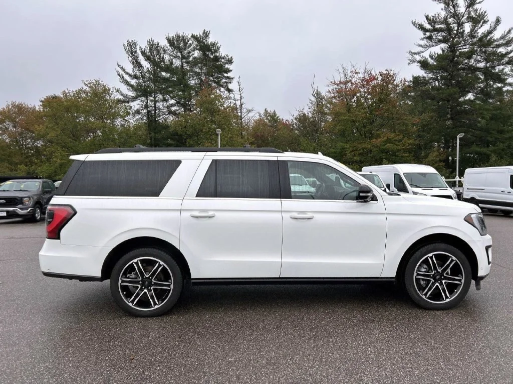Used 2021 White Metallic Ford Limited image 2