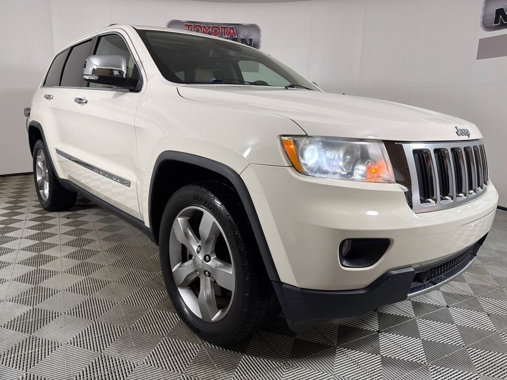 2011 Jeep Grand Cherokee Limited 4WD's photo