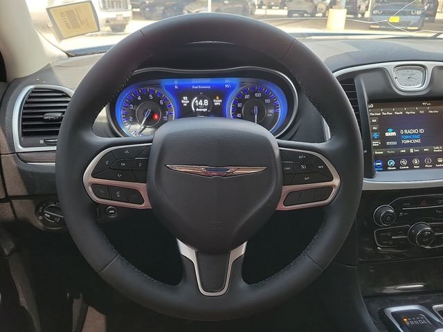 Used 2023  Chrysler Touring image 19