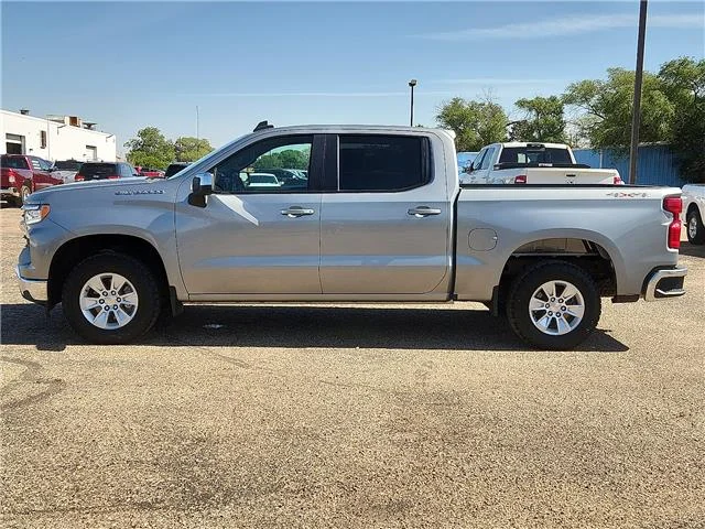 Used 2025 Gray Chevrolet LT image 2