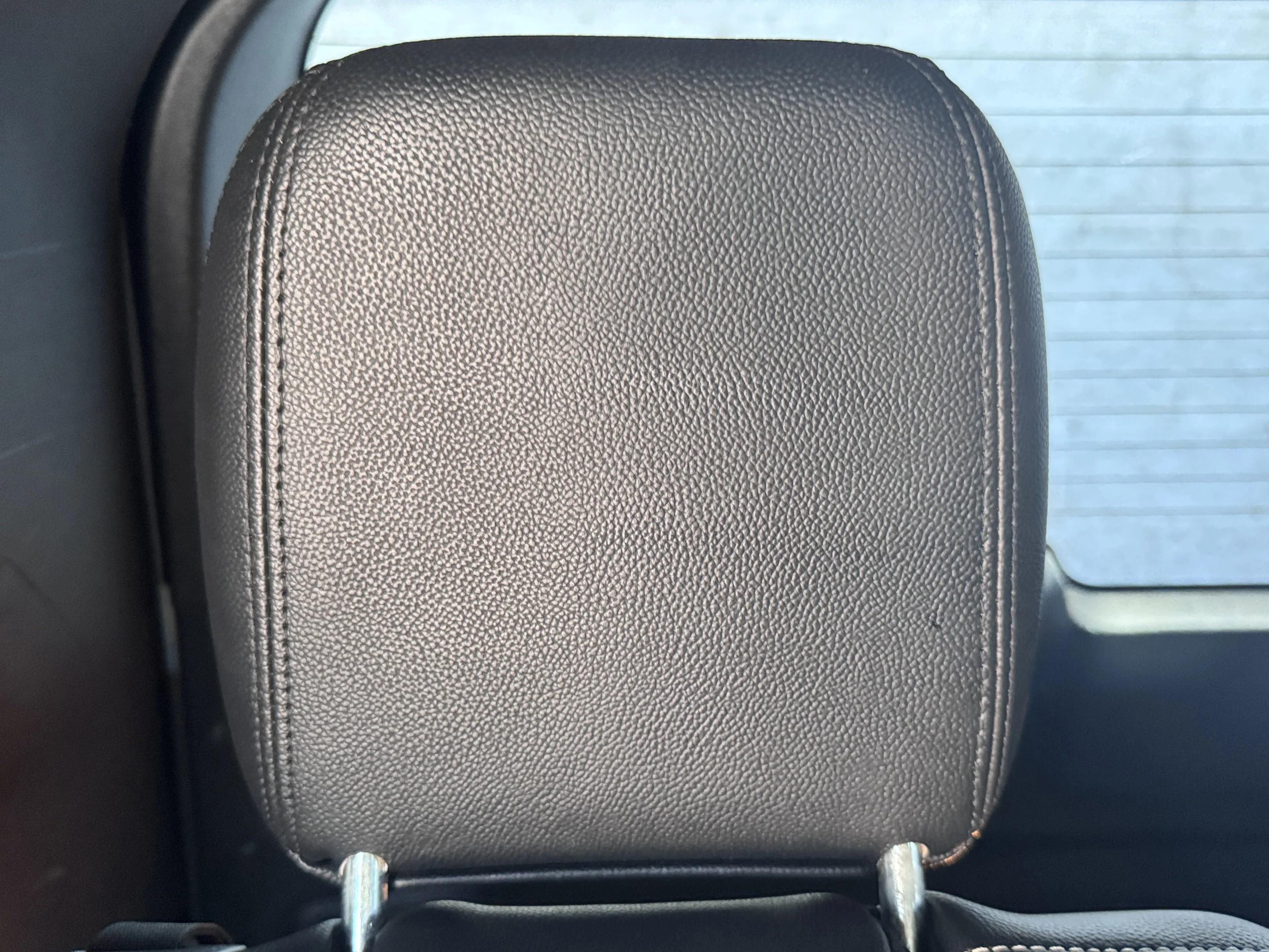 Used 2016 Bright White Clearcoat Dodge SXT Plus image 31