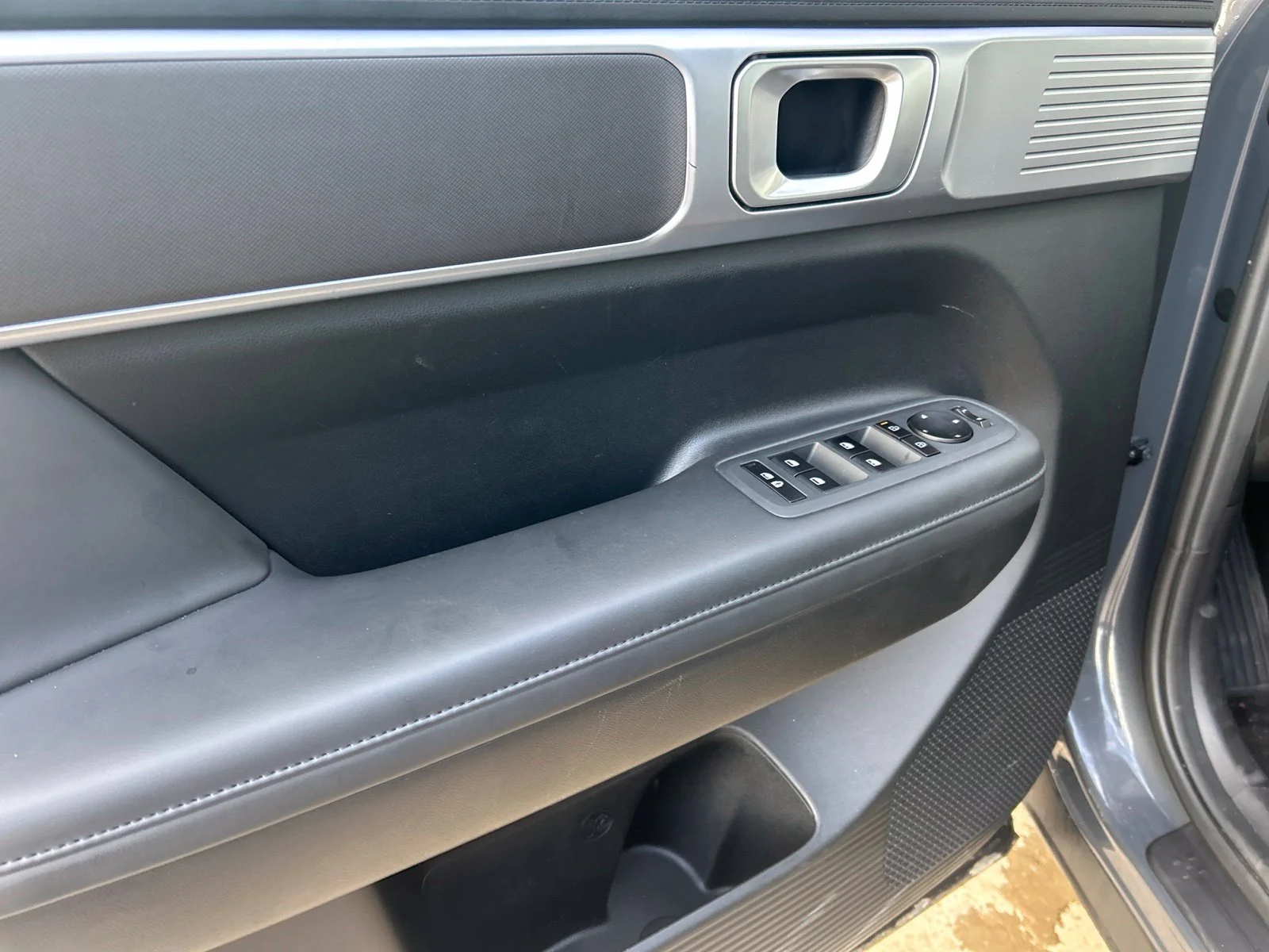 Used 2026 Gray Hyundai SEL image 17