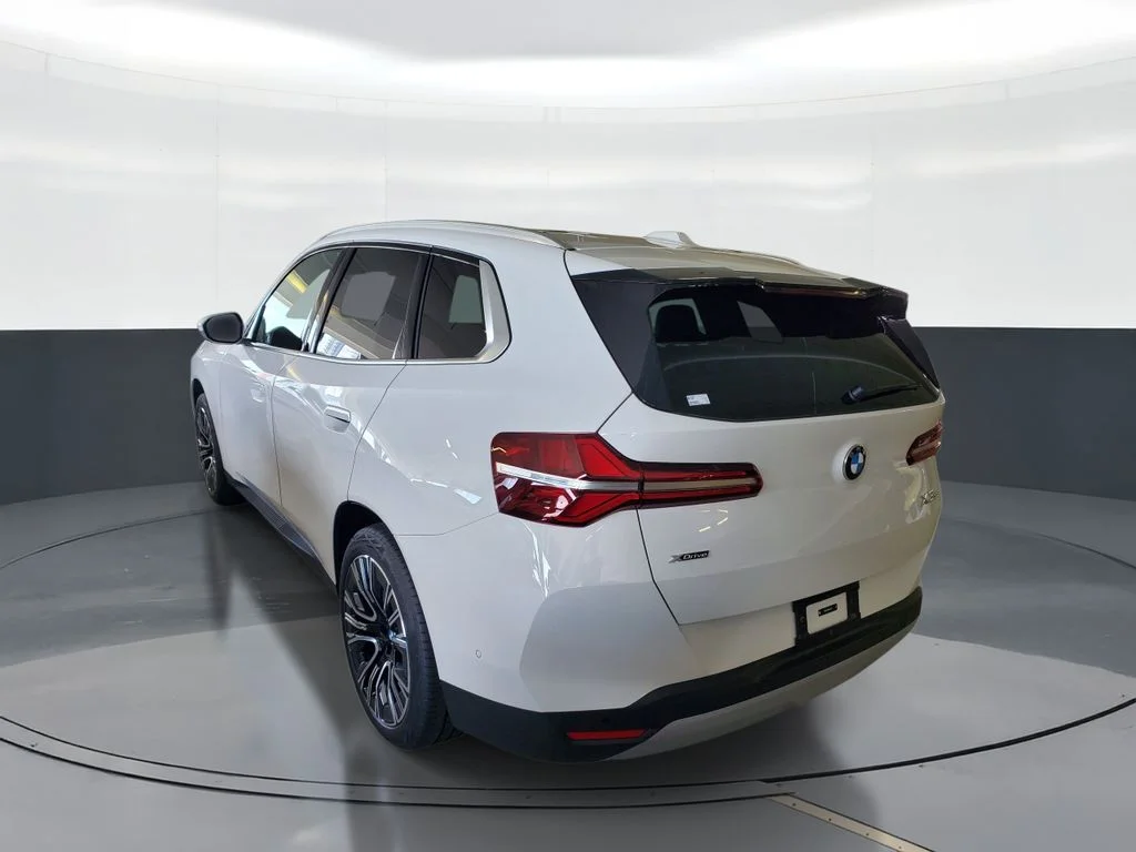 New 2026 Alpine White BMW 30 xDrive image 4