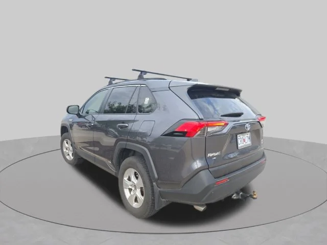 Used 2021 Gray Toyota LE image 6