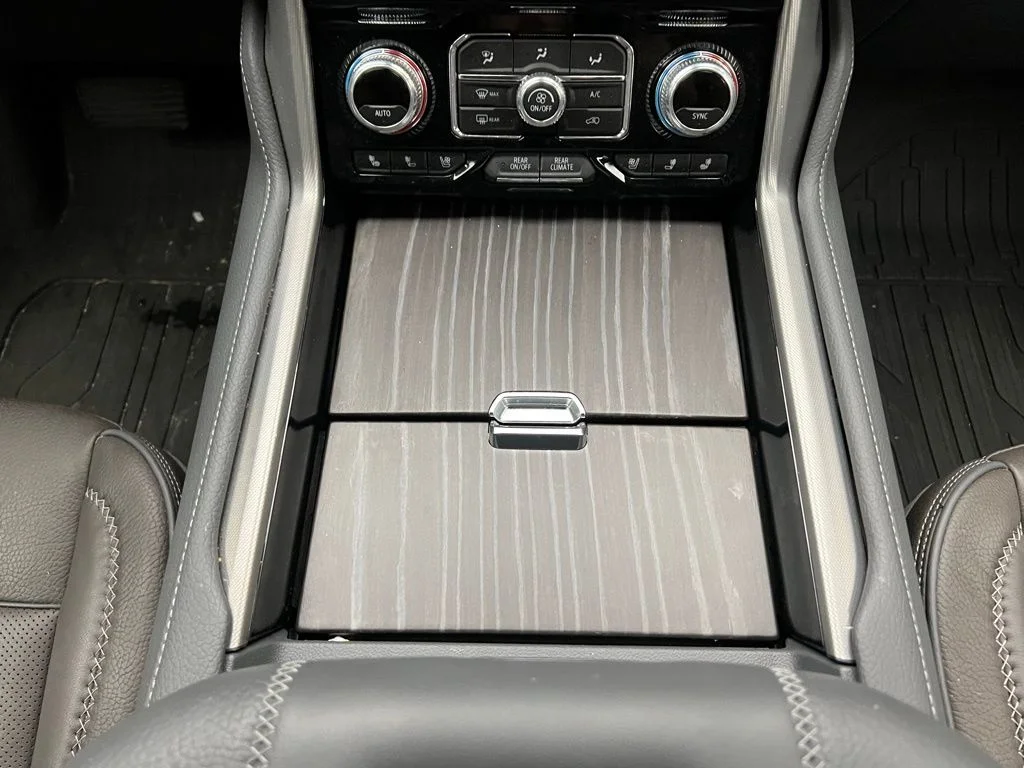Used 2023 Black GMC Denali image 13