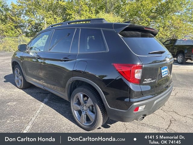 Used 2021 Crystal Black Pearl Honda Touring image 6