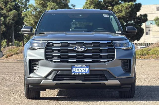 New 2027 Carbonized Gray Metallic Ford Active image 30