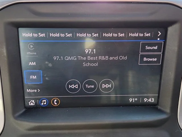 Used 2022 Summit White Chevrolet WT image 27