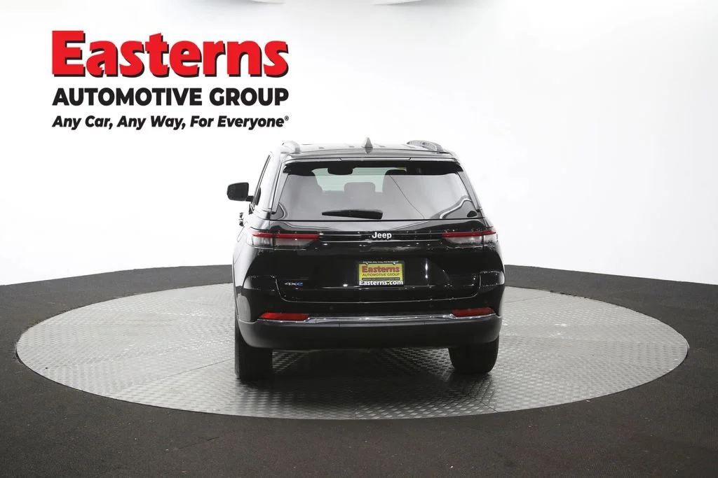 Used 2024 Black Jeep 4xe image 42