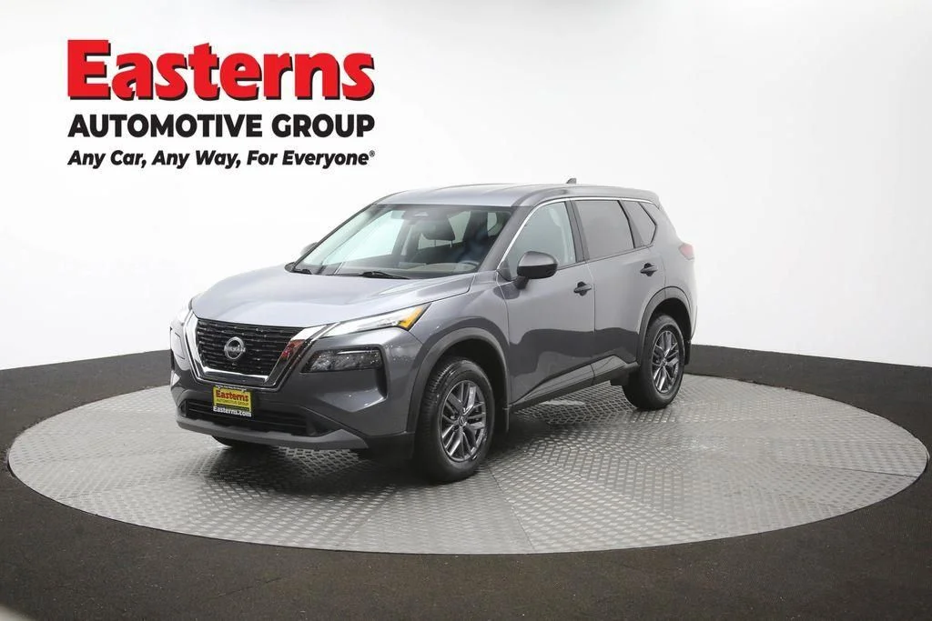 Used 2023 Gray Nissan S image 58