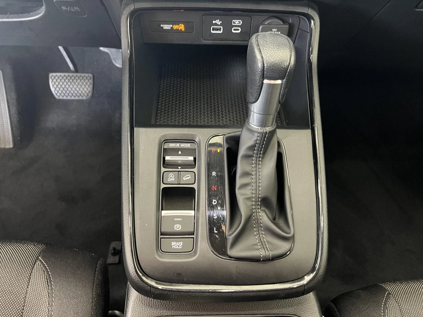 Used 2024 Crystal Black Pearl Honda EX image 23