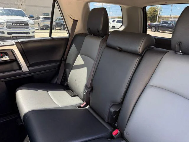 Certified Used 2020 ICE CAP Toyota SR5 Premium image 30