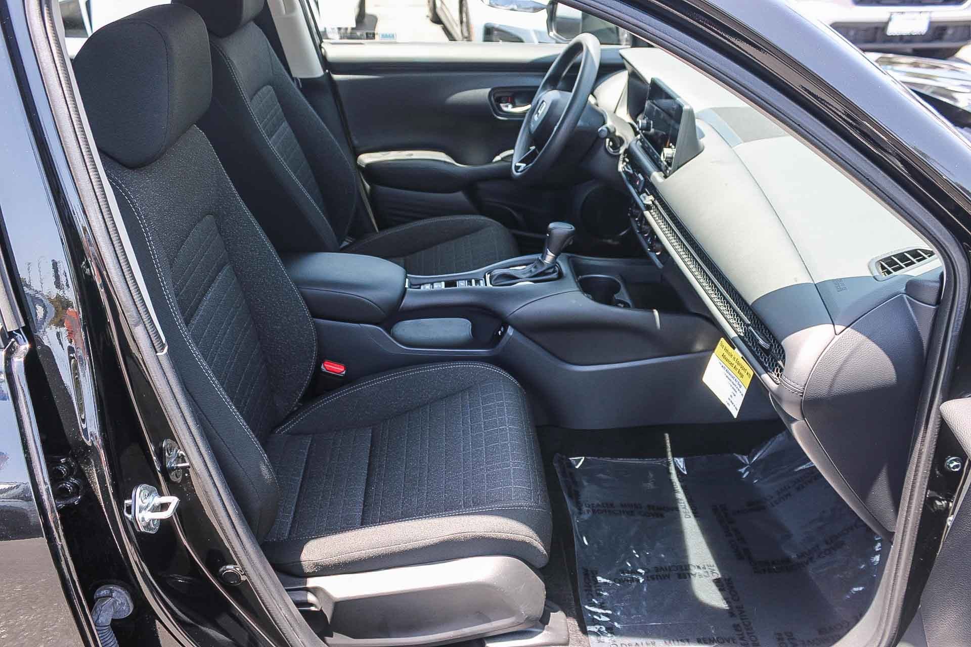 2025 Honda HR-V LX - Photo 43