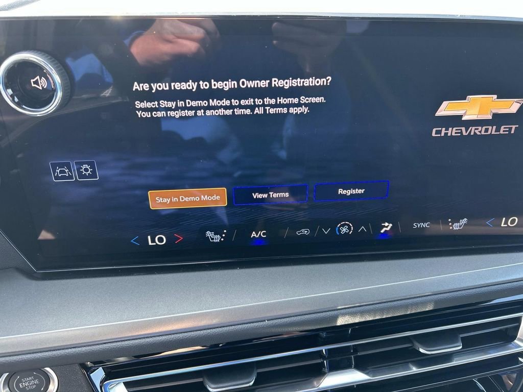 New 2026 Mosaic Black Metallic Chevrolet LT image 19