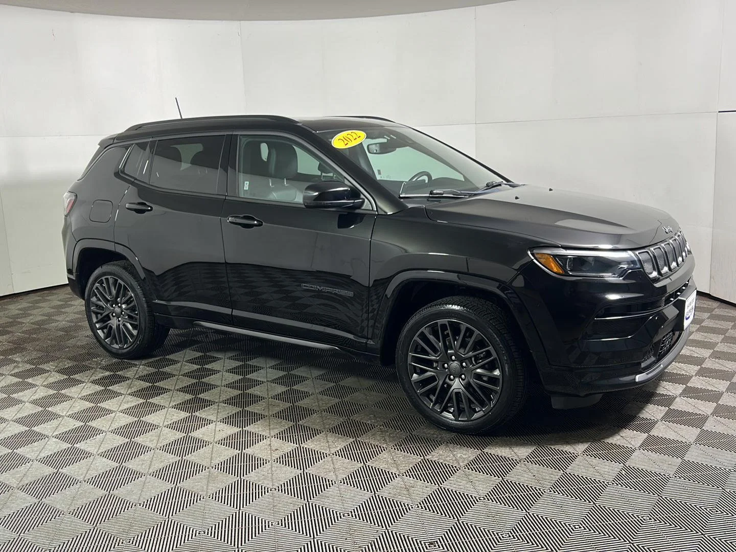 Used 2022 Black Jeep High Altitude image 5