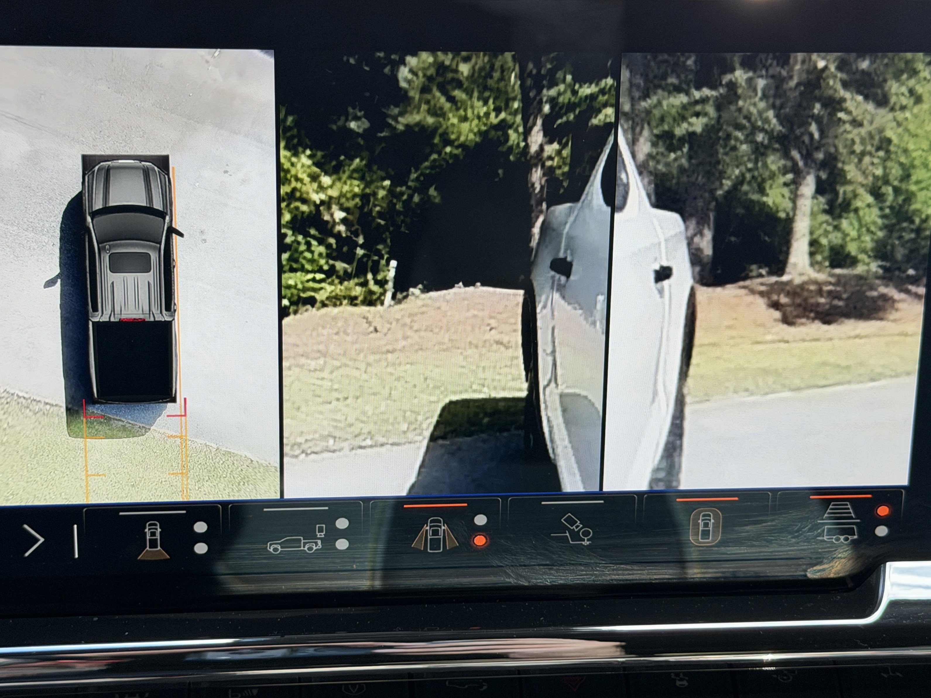 2024 Chevrolet Silverado 1500 ZR2 - Photo 36