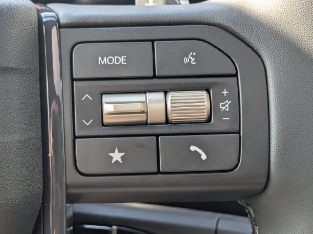 New 2027 Ebony Black Kia S image 28